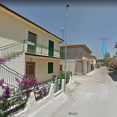 Salice Casa Vacanze - Sole, Mare E Luna 度假居