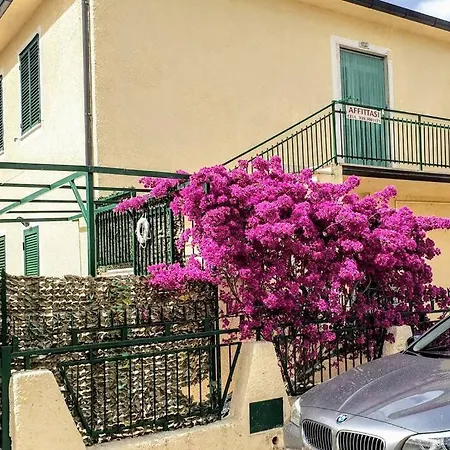 Salice Casa Vacanze - Sole, Mare E Luna *